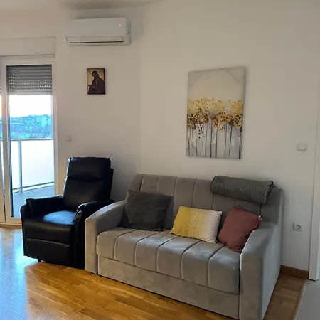 Siena Stan Na Dan Apartment