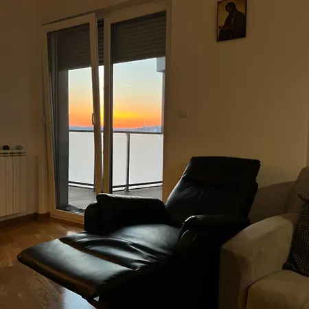 Siena Stan Na Dan Apartment *